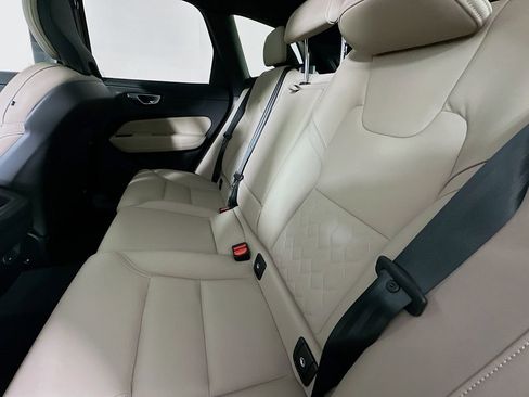 Used 2026 Volvo XC60 B5 Plus w/ Protection Package Premier image 4