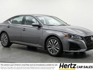 Used 2025 Nissan Altima 2.5 SV FWD video 1
