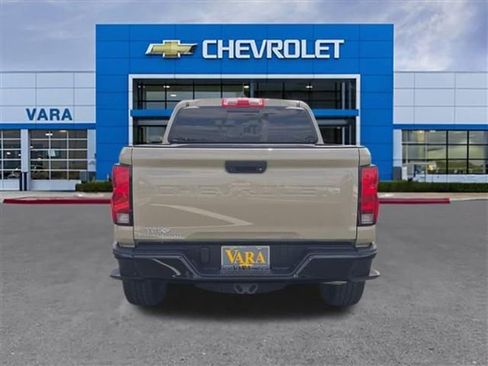 Certified 2024 Chevrolet Colorado Trail Boss AWD/4WD image 4
