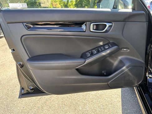 Used 2024 Honda Civic Touring image 8