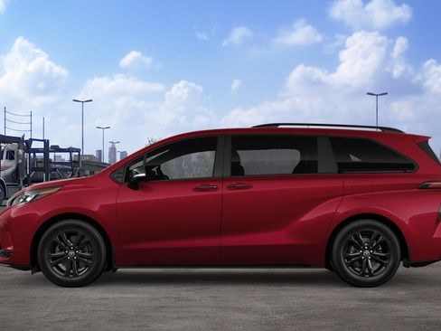 New 2026 Toyota Sienna XSE AWD/4WD image 4