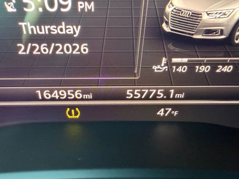 Used 2017 Audi A4 2.0T Ultra Premium w/ Convenience Package image 23