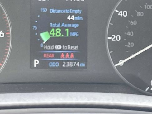 Used 2025 Toyota Corolla LE FWD image 22