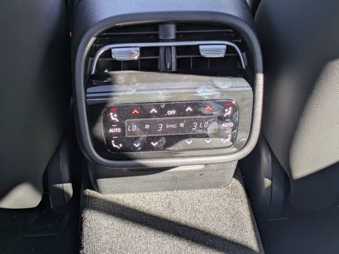 New 2026 Mercedes-Benz E 53 AMG e 4MATIC Sedan image 15