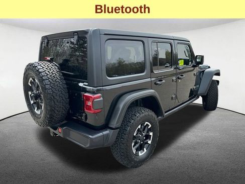 Used 2025 Jeep Wrangler Unlimited Rubicon 4xe w/ Convenience Group AWD/4WD image 10