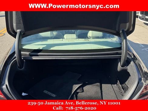 Used 2023 Genesis G70 2.0T image 21