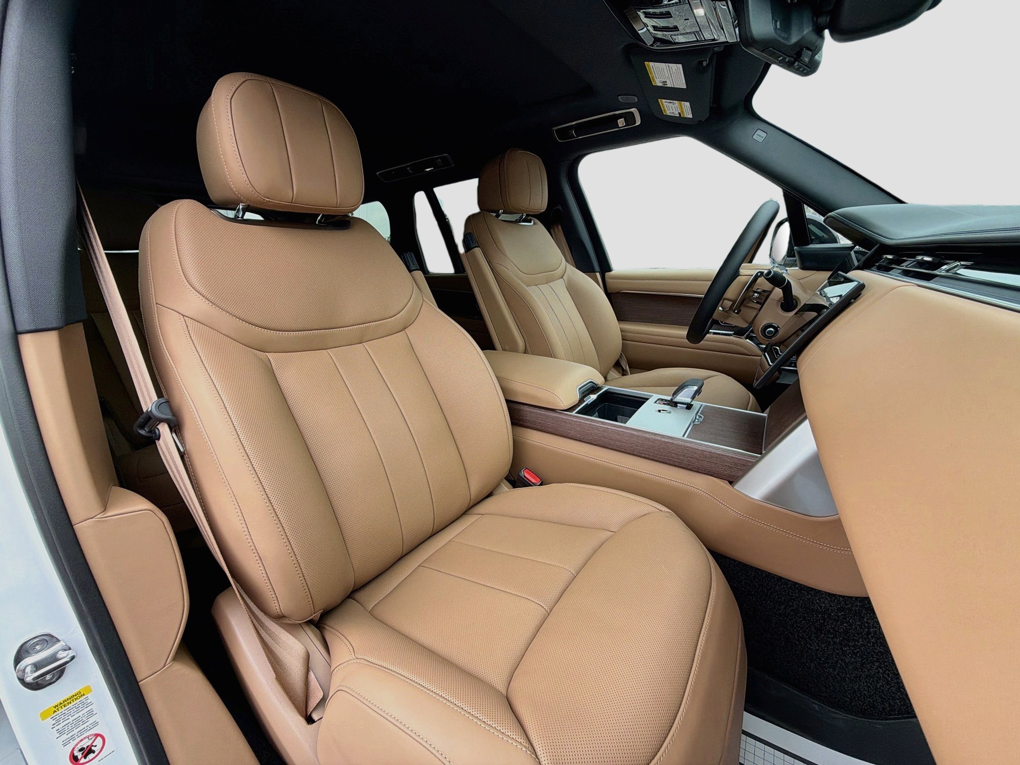 New 2026 Land Rover Range Rover SE AWD/4WD image 16