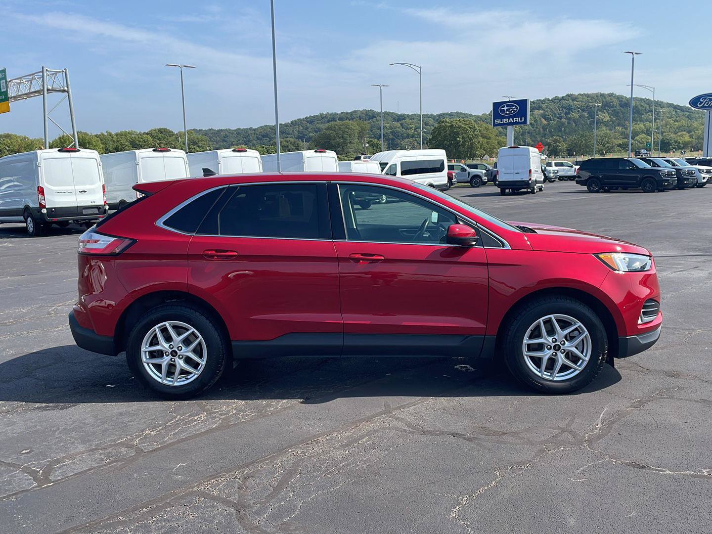 Used 2024 Ford Edge SEL w/ Convenience Package AWD/4WD image 6