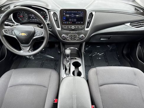 Used 2023 Chevrolet Malibu LT w/ Driver Confidence Package FWD image 12