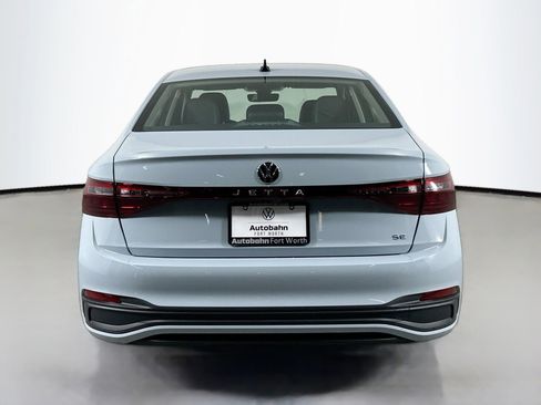 New 2025 Volkswagen Jetta SE image 5