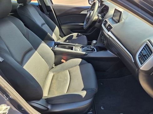 Used 2017 MAZDA MAZDA3 Sport image 15