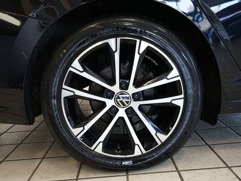 Used 2022 Volkswagen Jetta Sport FWD image 46
