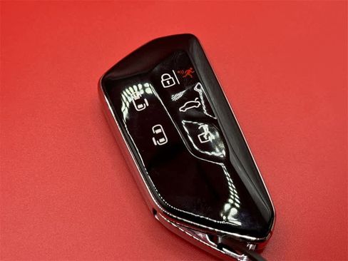 New 2025 Volkswagen ID. Buzz Pro S image 33