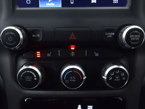 Used 2023 RAM 1500 Big Horn image 33