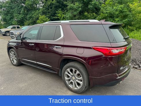 Used 2019 Chevrolet Traverse Premier w/ LPO, 'HIT The Road' Package AWD/4WD image 5