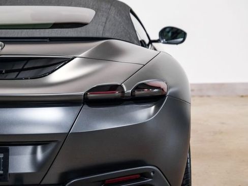 Used 2025 Ferrari Roma Spider image 13