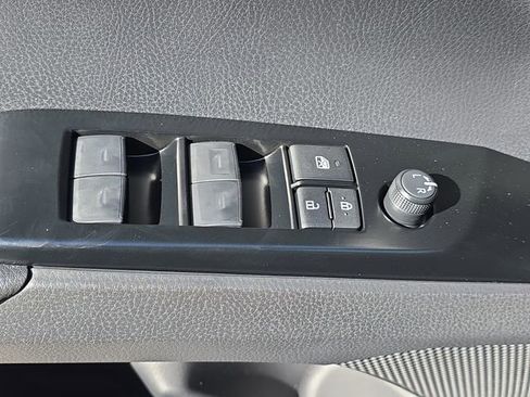 New 2026 Toyota Camry SE image 27