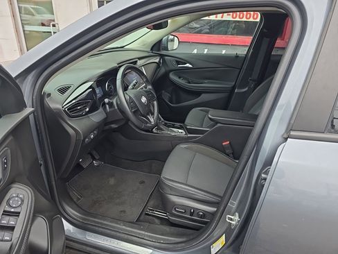 Used 2021 Buick Encore GX Select image 12