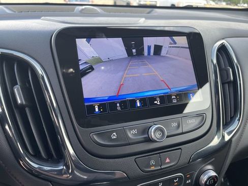 Used 2024 Chevrolet Equinox RS w/ RS Leather Package image 21