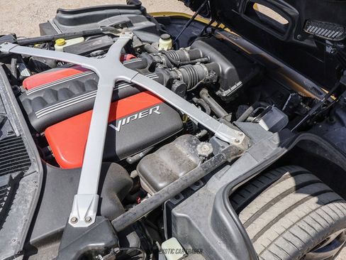 Used 2014 SRT Viper SRT-10 w/ Grand Touring Package RWD image 15