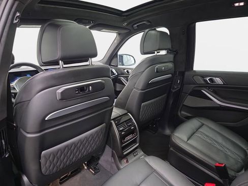 Used 2026 BMW X7 M60i image 12