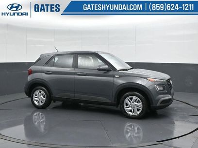 New 2026 Hyundai Venue SE