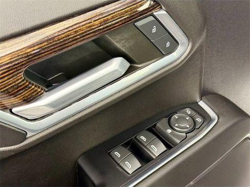 Used 2022 GMC Sierra 1500 Elevation image 17