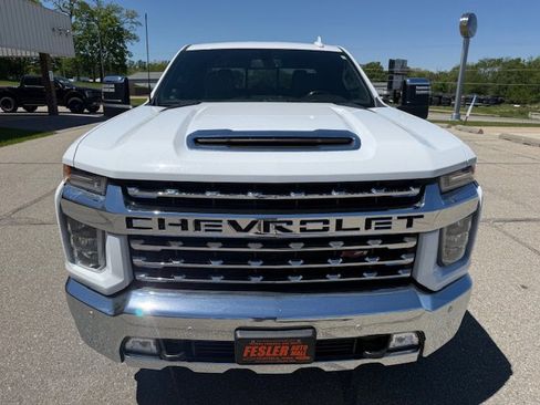 Used 2020 Chevrolet Silverado 2500 LTZ w/ LTZ Convenience Package AWD/4WD image 2