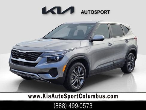 Used 2023 Kia Seltos LX image 1