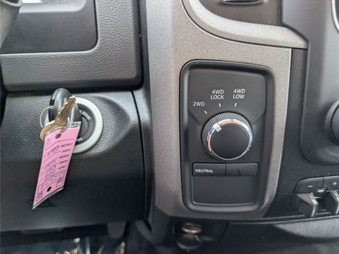 Used 2018 RAM 2500 Tradesman w/ Chrome Appearance Group AWD/4WD image 22
