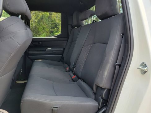 Used 2024 Toyota Tacoma SR AWD/4WD image 14