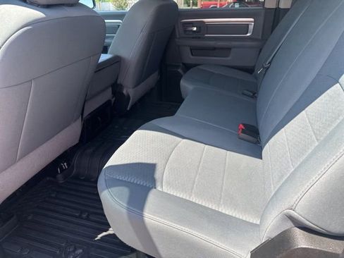 Used 2019 RAM 1500 Classic SLT image 20