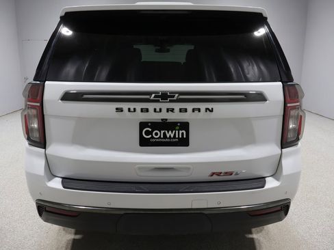 Used 2021 Chevrolet Suburban RST AWD/4WD image 3