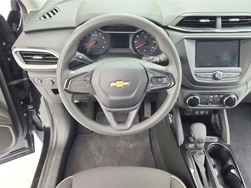 Used 2022 Chevrolet TrailBlazer LS FWD image 21