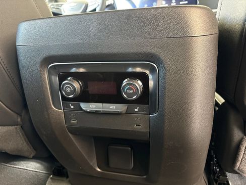 New 2026 Chevrolet Suburban Premier w/ Sun And Tow Package RWD image 24