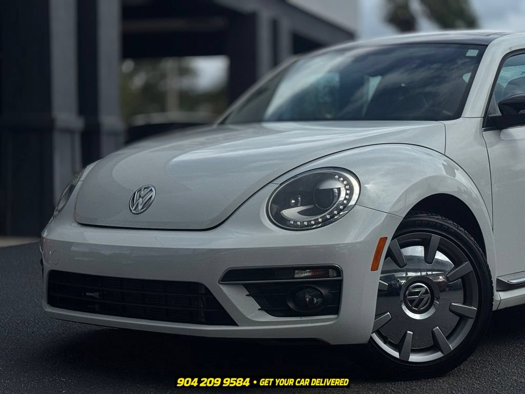 Used 2014 Volkswagen Beetle TDI FWD image 2