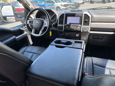 Used 2020 Ford F450 Lariat w/ Lariat Value Package AWD/4WD image 23