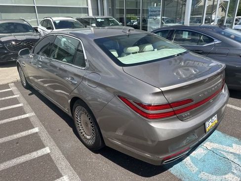 Used 2020 Genesis G90 5.0 Ultimate AWD/4WD image 6