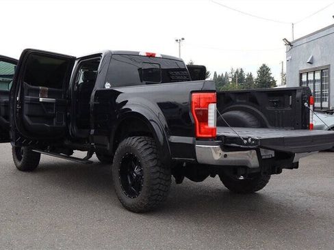 Used 2019 Ford F350 Lariat w/ Lariat Ultimate Package AWD/4WD image 36