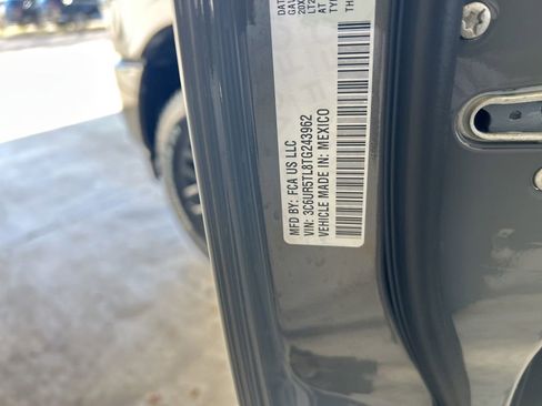 New 2026 RAM 2500 Limited image 46