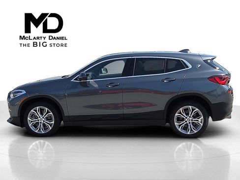 Used 2022 BMW X2 xDrive28i w/ Premium Package image 3