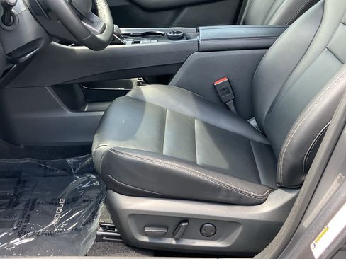Used 2026 Nissan Rogue SL AWD/4WD image 17