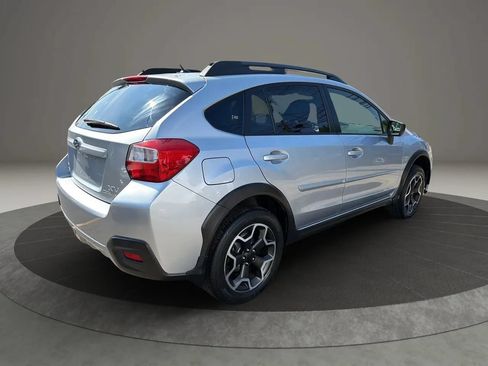 Used 2015 Subaru Crosstrek 2.0i AWD/4WD image 5