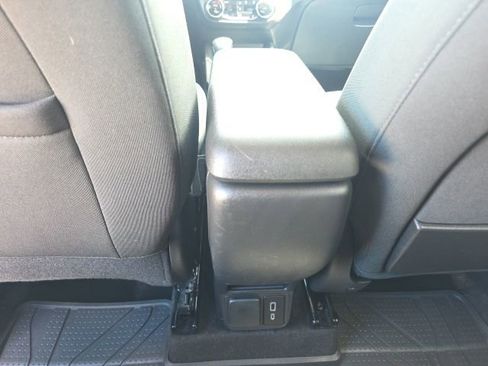 Used 2023 Chevrolet TrailBlazer LT w/ Convenience Package FWD image 29