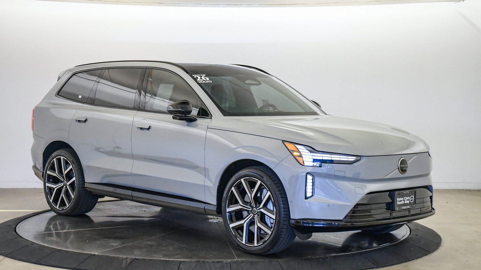 Used 2026 Volvo EX90 Ultra AWD/4WD image 5