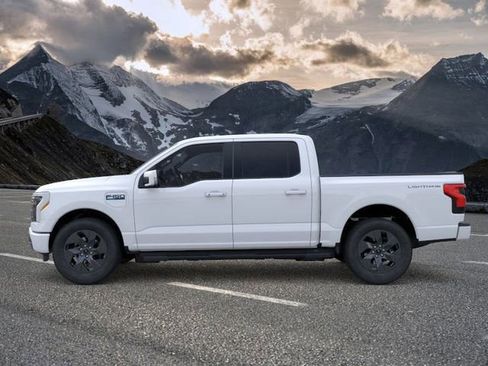 New 2025 Ford F150 Lightning Lariat image 3