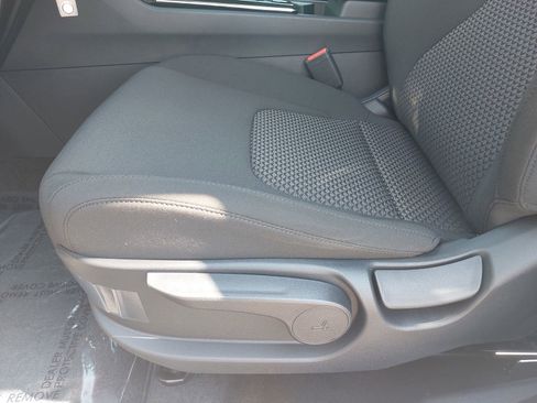 New 2025 Kia Sportage LX image 29