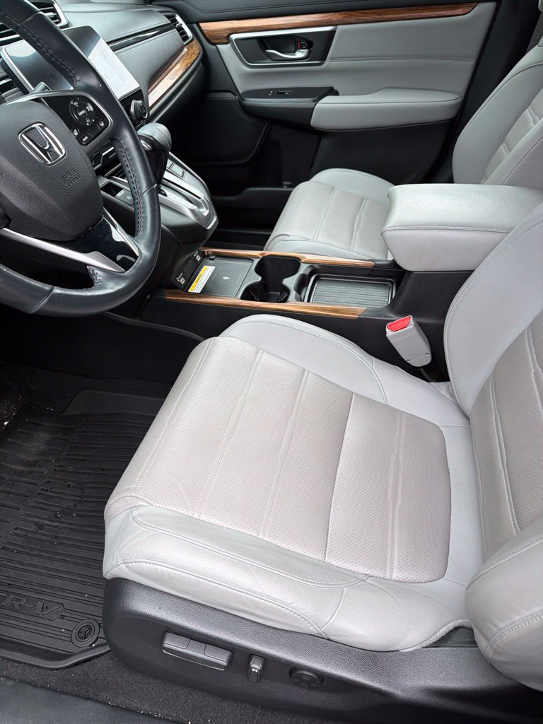 Used 2021 Honda CR-V Touring image 4