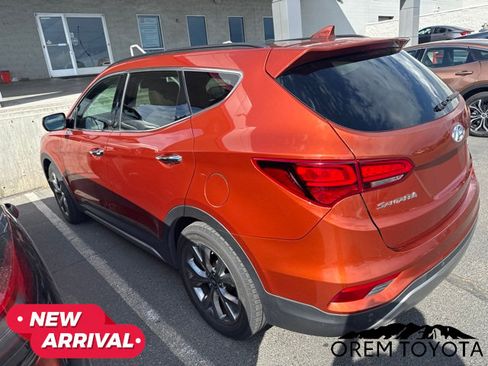 Used 2017 Hyundai Santa Fe Sport w/ 2.0T Ultimate Tech Package 05 AWD/4WD image 2