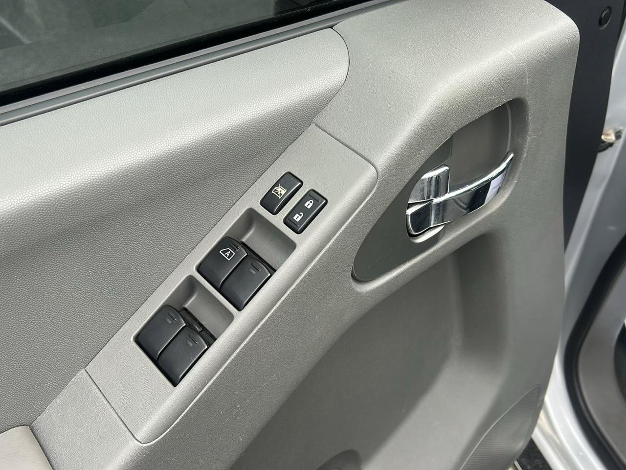 Used 2019 Nissan Frontier SV AWD/4WD image 13